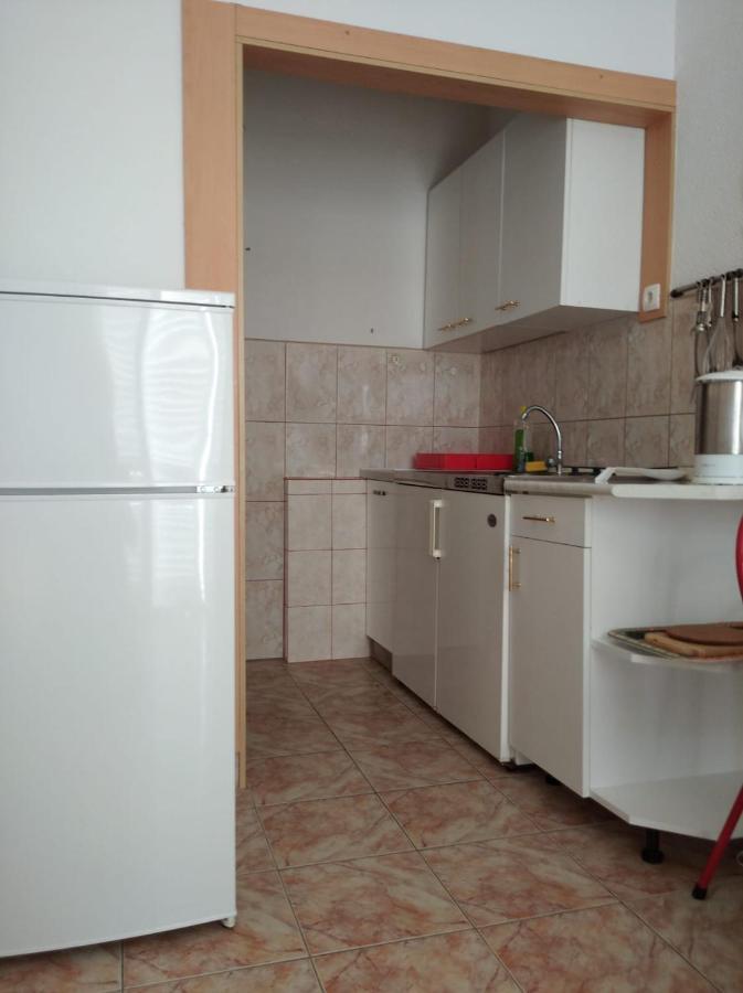 Apartments Atlantida Маріна Екстер'єр фото