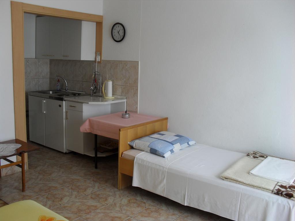 Apartments Atlantida Маріна Номер фото